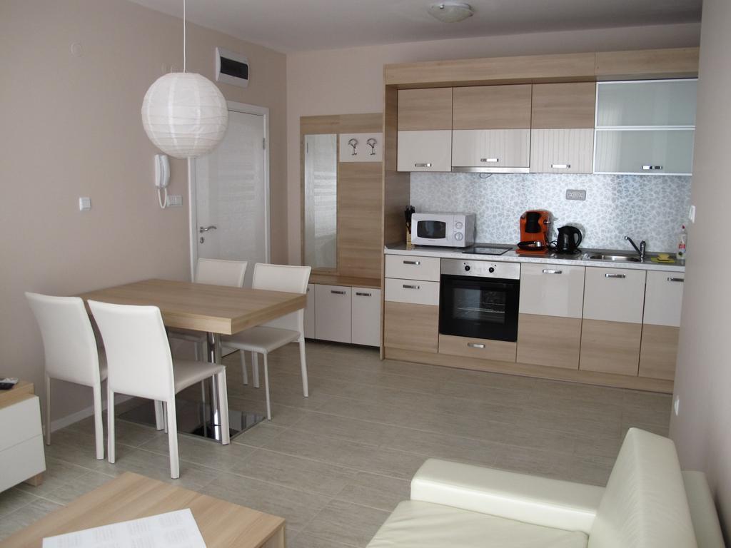Nedev'S Apartments In Kavatsi Area Sosopol Zimmer foto